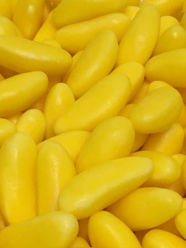 Banaanivene - keltainen kuorrutettu vaahtokarkki - Karkkikuja